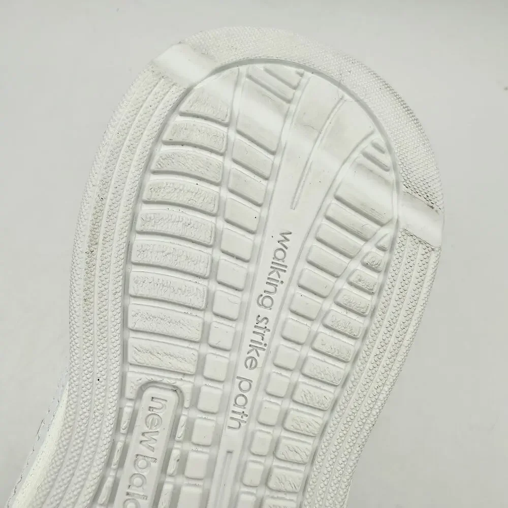 New Balance Womens 577 Walking Sneakers US 5 EU 35 White Athletic EUC